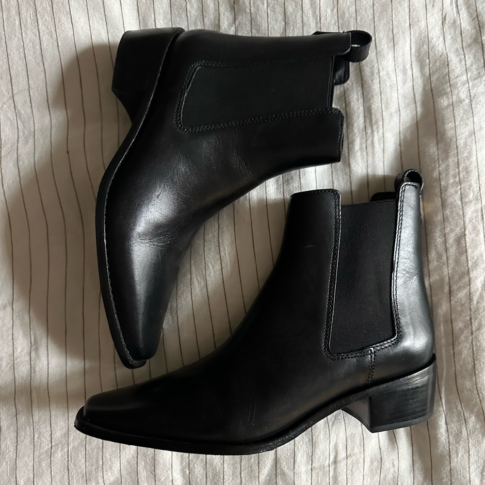 Tory Burch Black Leather square toed boots